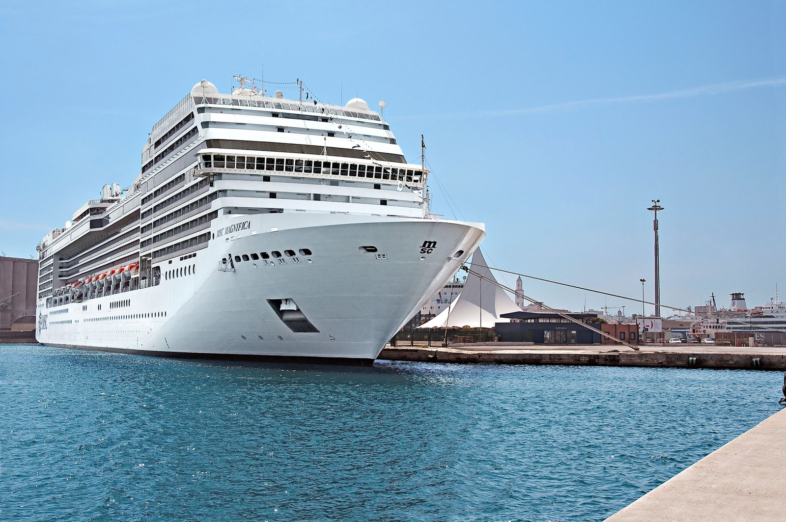 MSC Magnifica
