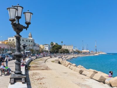 Foto Oficial do Porto de Bari